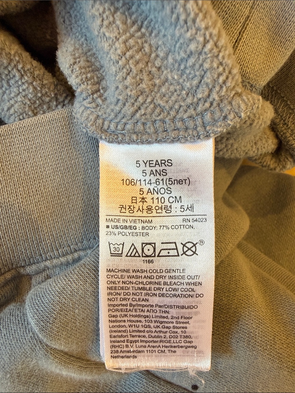 GAP Peace Mountain Sweatshirt 5T - Picture 7 of 7